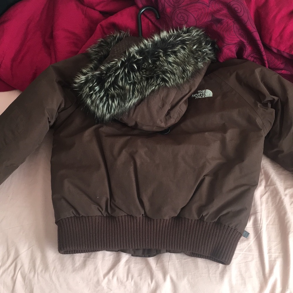 The North Face winter coat - Picture 2 of 4
